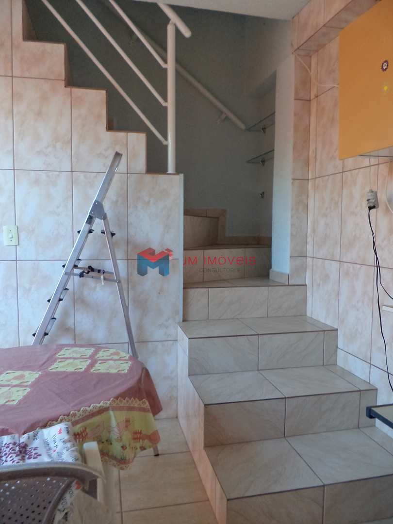 Sobrado à venda com 6 quartos, 132m² - Foto 44