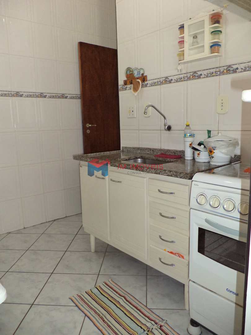 Apartamento à venda com 2 quartos, 77m² - Foto 29