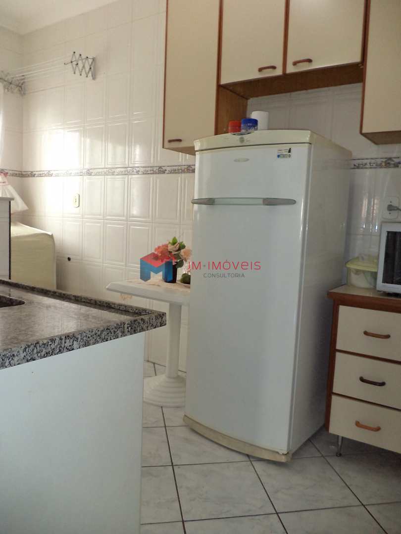 Apartamento à venda com 2 quartos, 77m² - Foto 28