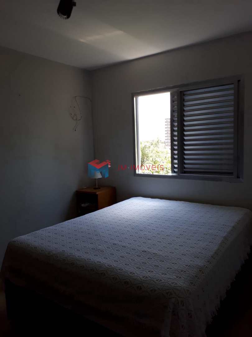 Apartamento à venda com 2 quartos, 85m² - Foto 17