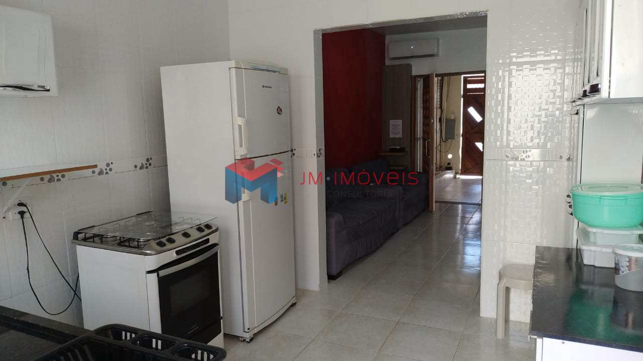 Sobrado à venda com 2 quartos, 228m² - Foto 7