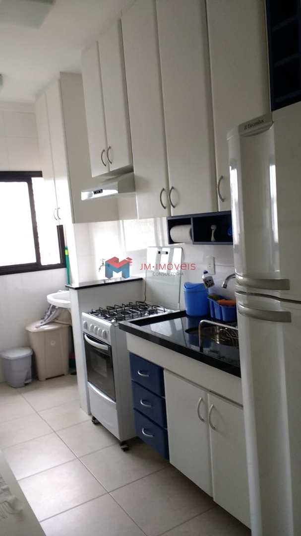 Cobertura à venda com 3 quartos, 200m² - Foto 6