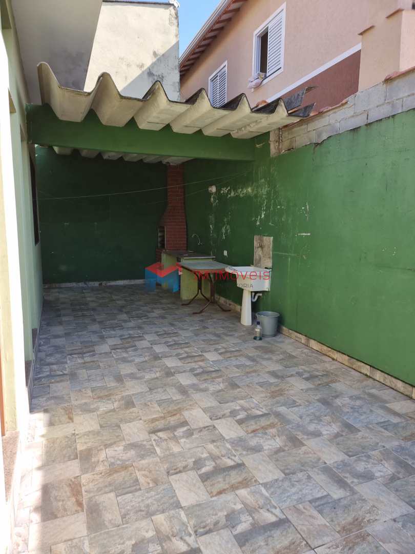 Casa à venda com 3 quartos, 96m² - Foto 19