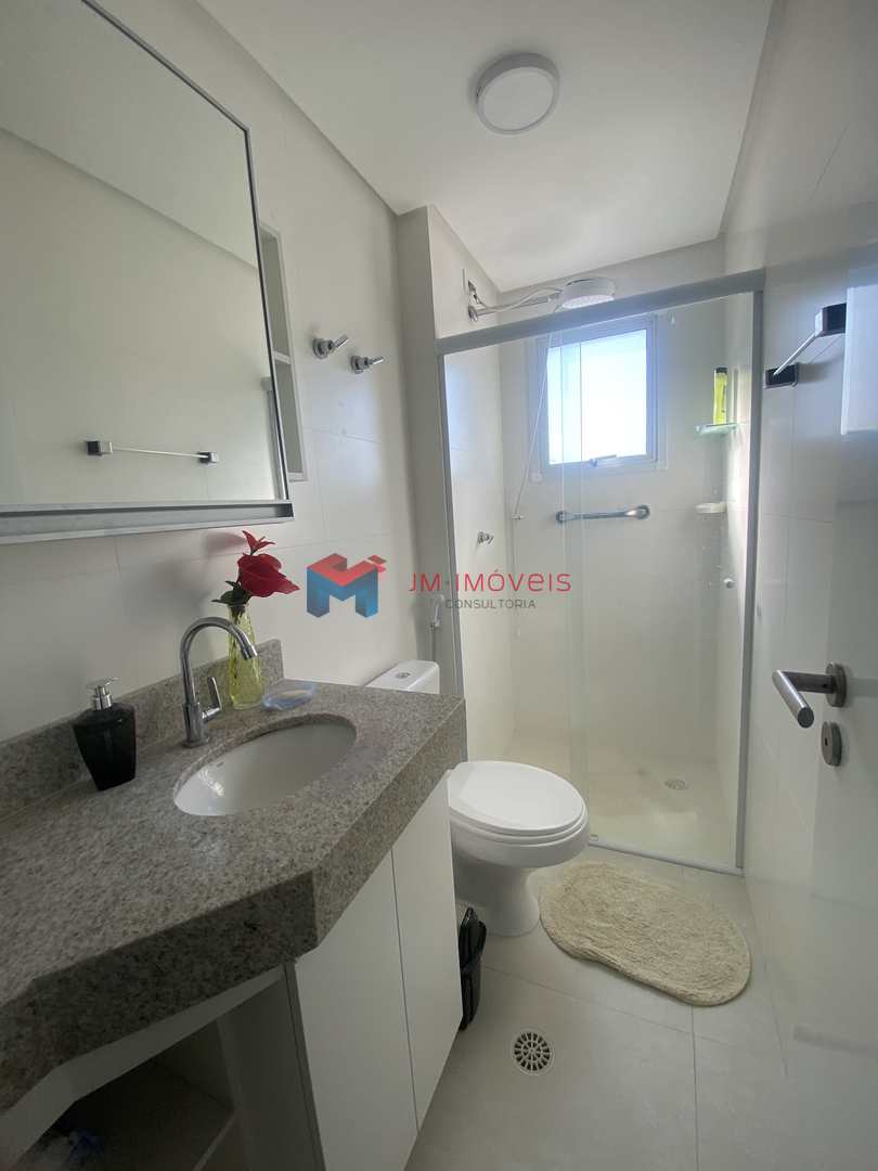 Apartamento à venda com 2 quartos, 78m² - Foto 18