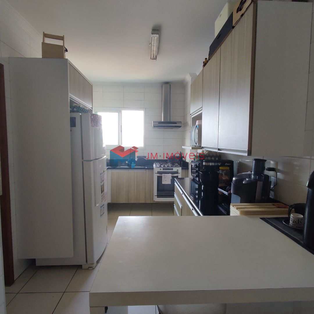 Apartamento à venda com 2 quartos, 83m² - Foto 11