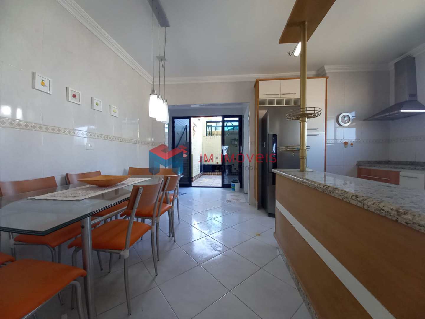 Cobertura à venda com 4 quartos, 300m² - Foto 4