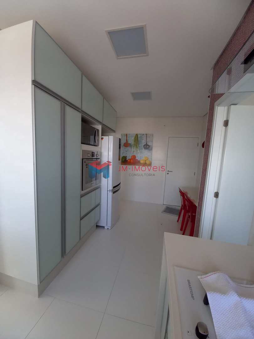 Apartamento à venda com 3 quartos, 123m² - Foto 34