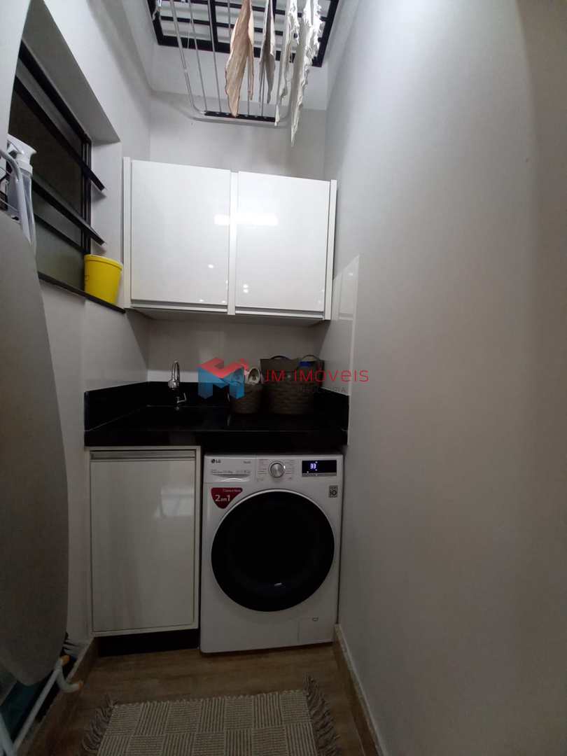 Sobrado à venda com 3 quartos, 175m² - Foto 2