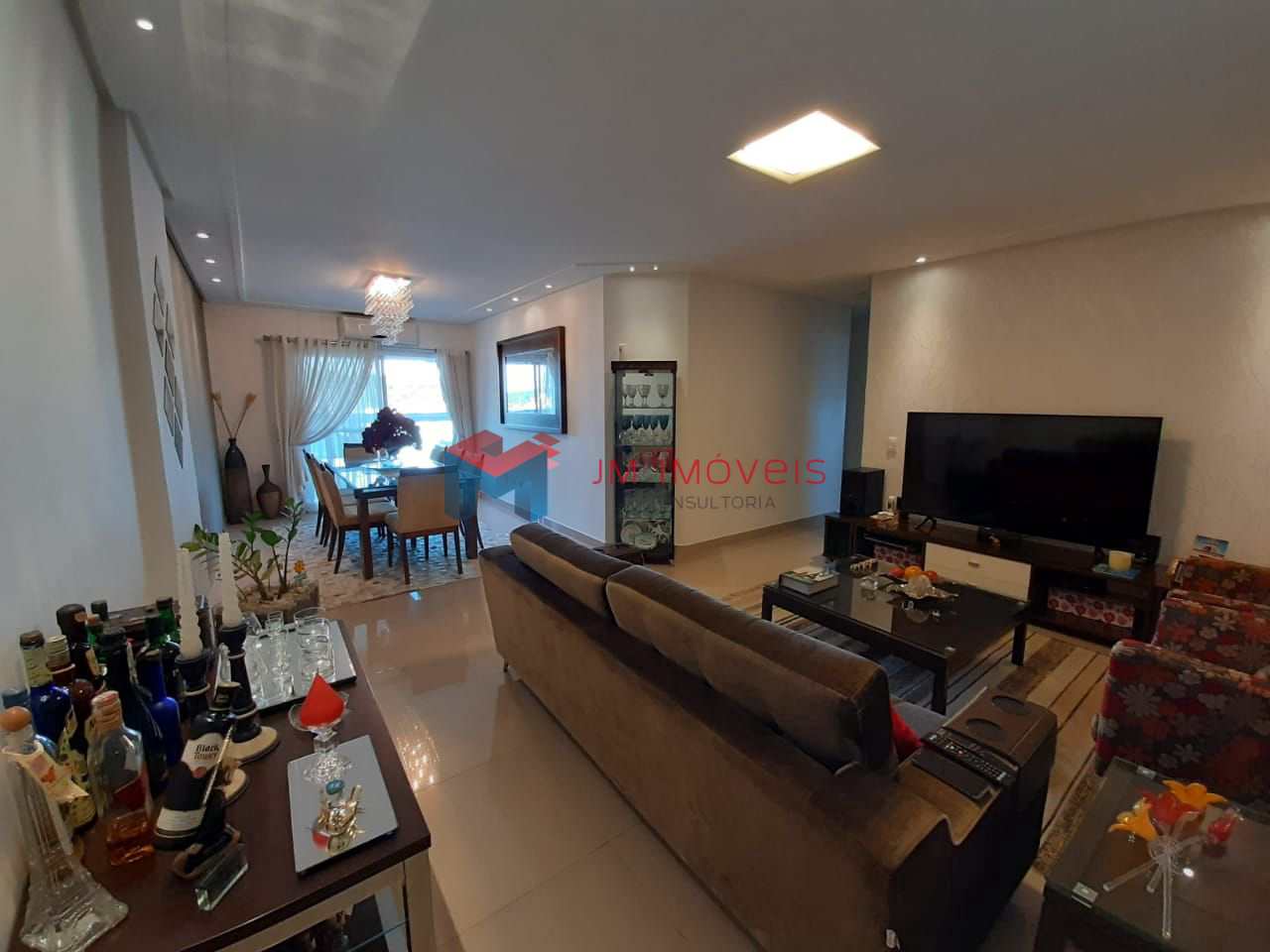 Apartamento à venda com 3 quartos, 118m² - Foto 23