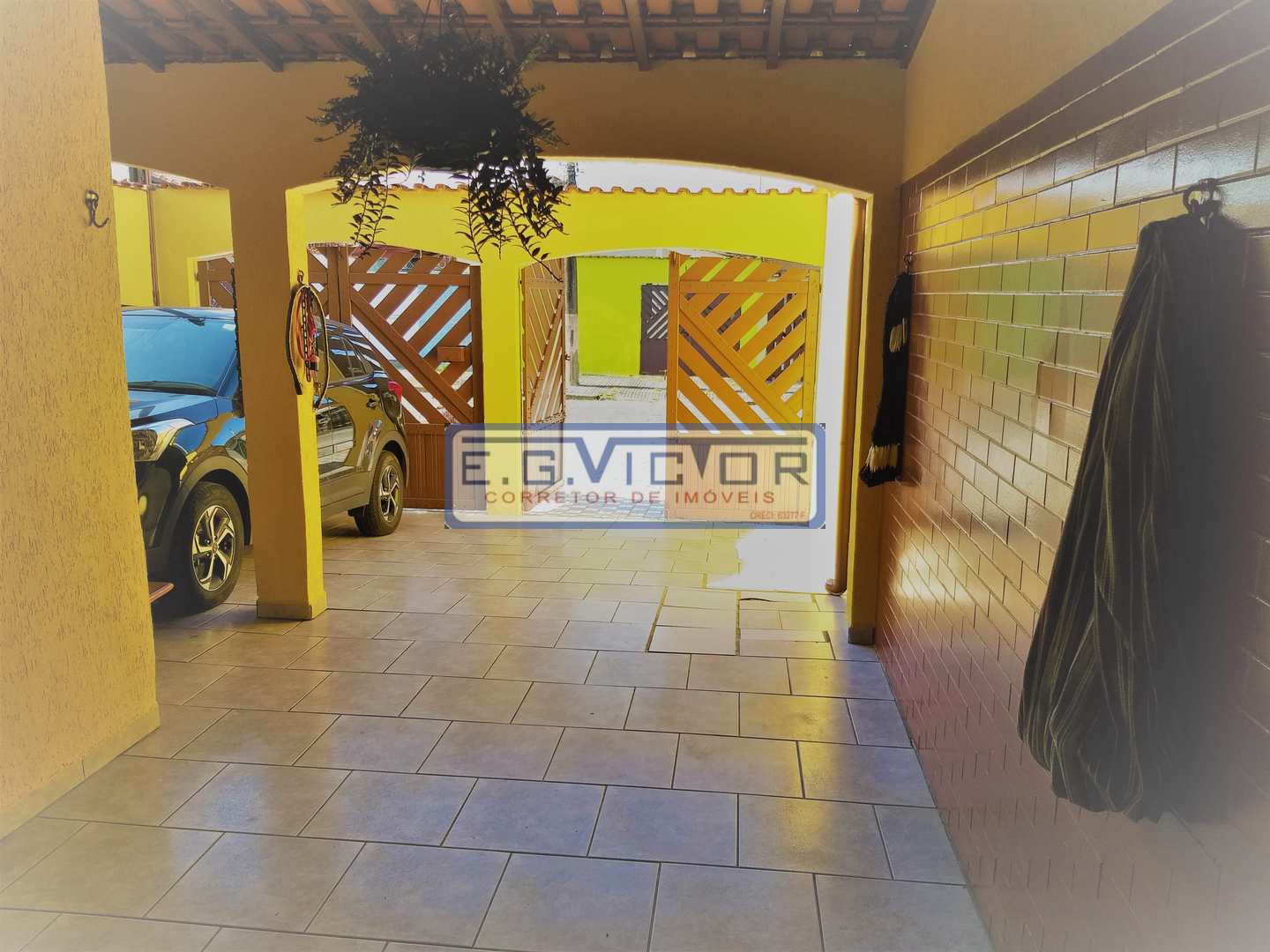 Casa à venda com 3 quartos, 102m² - Foto 4