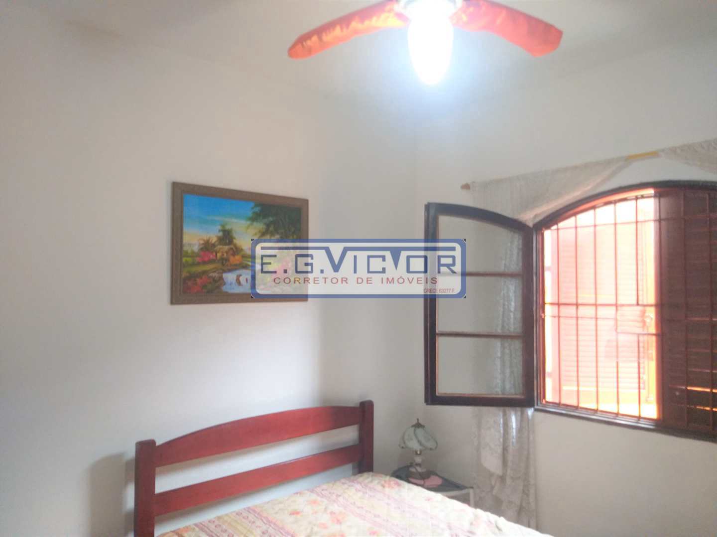 Casa à venda com 2 quartos, 1m² - Foto 8