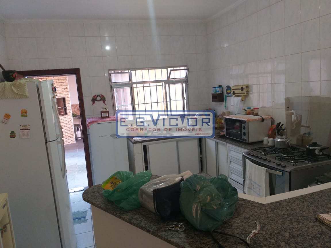 Sobrado à venda com 4 quartos, 1m² - Foto 23