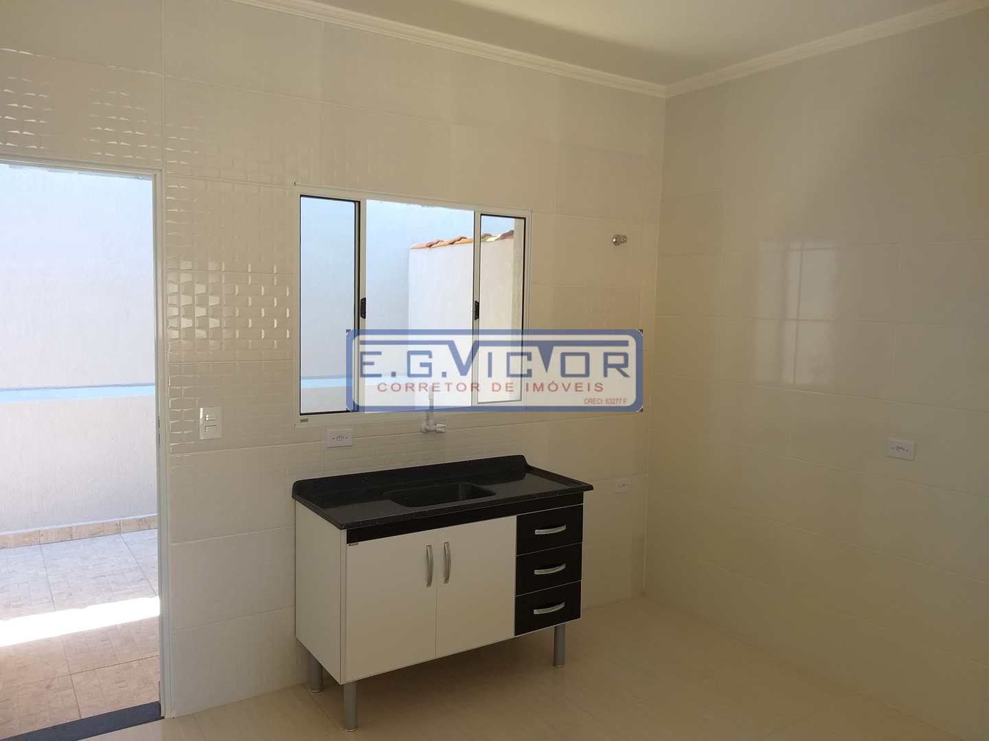 Casa à venda com 2 quartos, 1m² - Foto 14