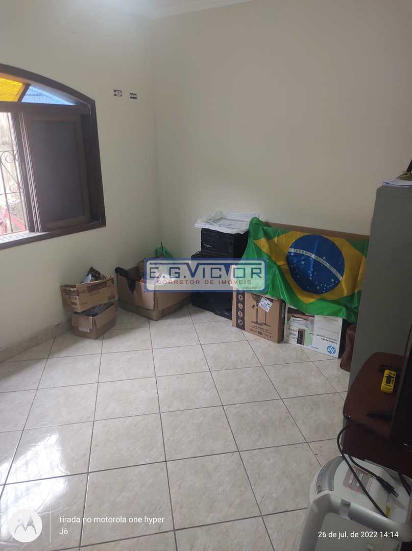 Casa à venda com 4 quartos, 145m² - Foto 17