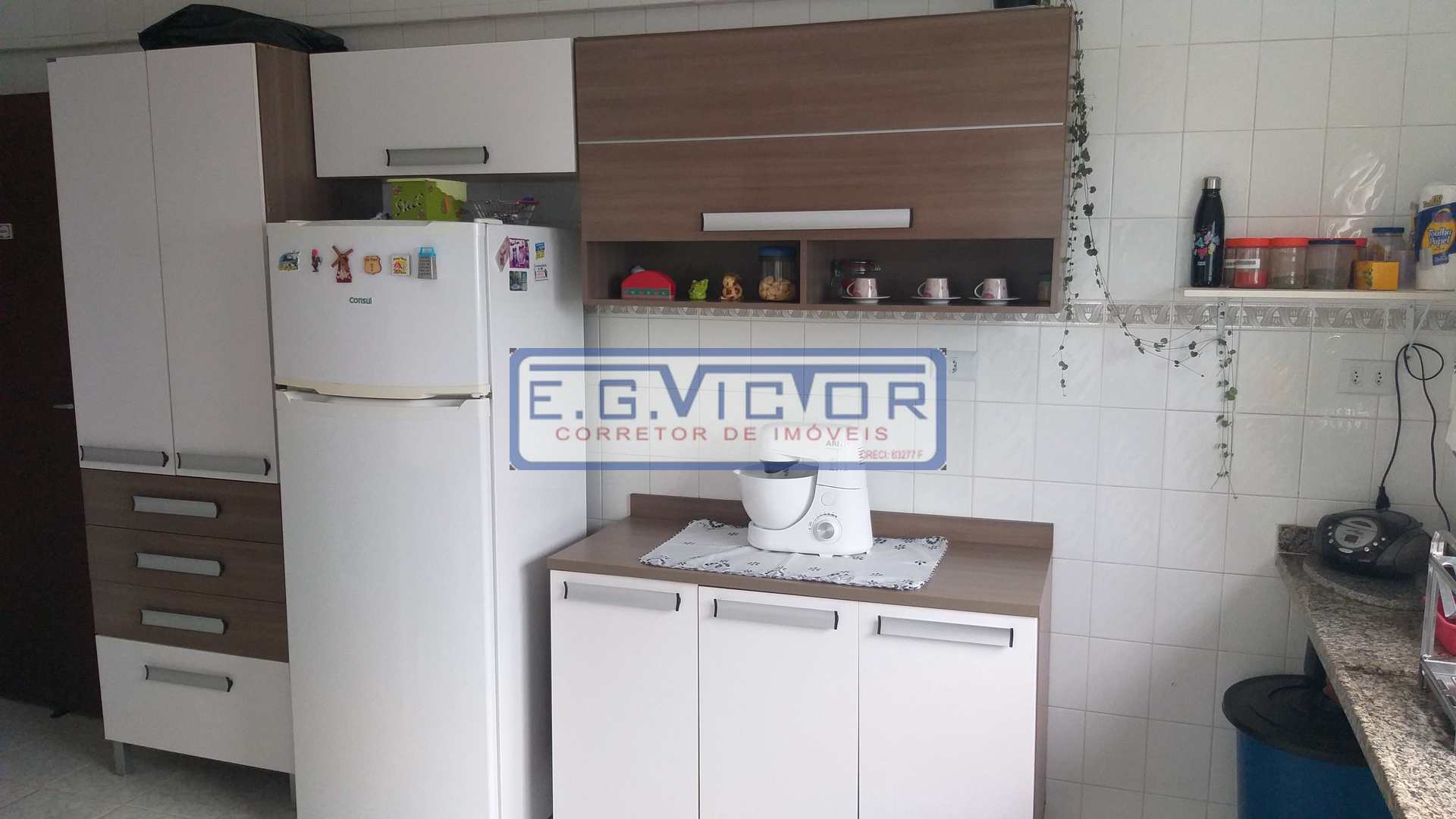 Apartamento à venda com 2 quartos, 85m² - Foto 11