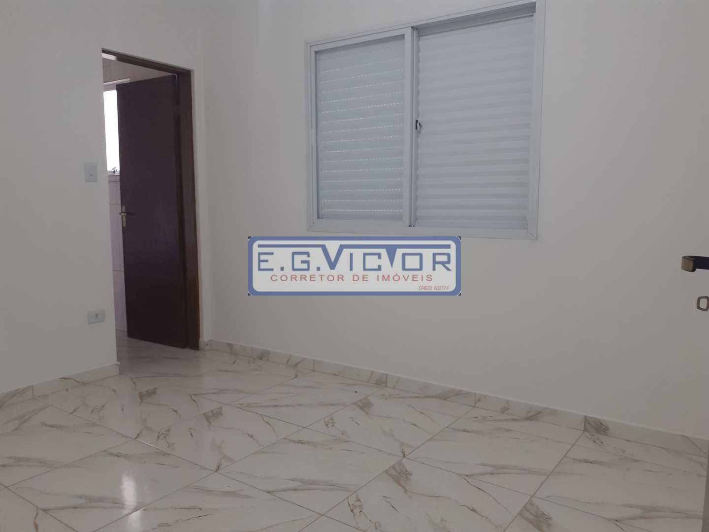 Casa à venda com 2 quartos, 1m² - Foto 7