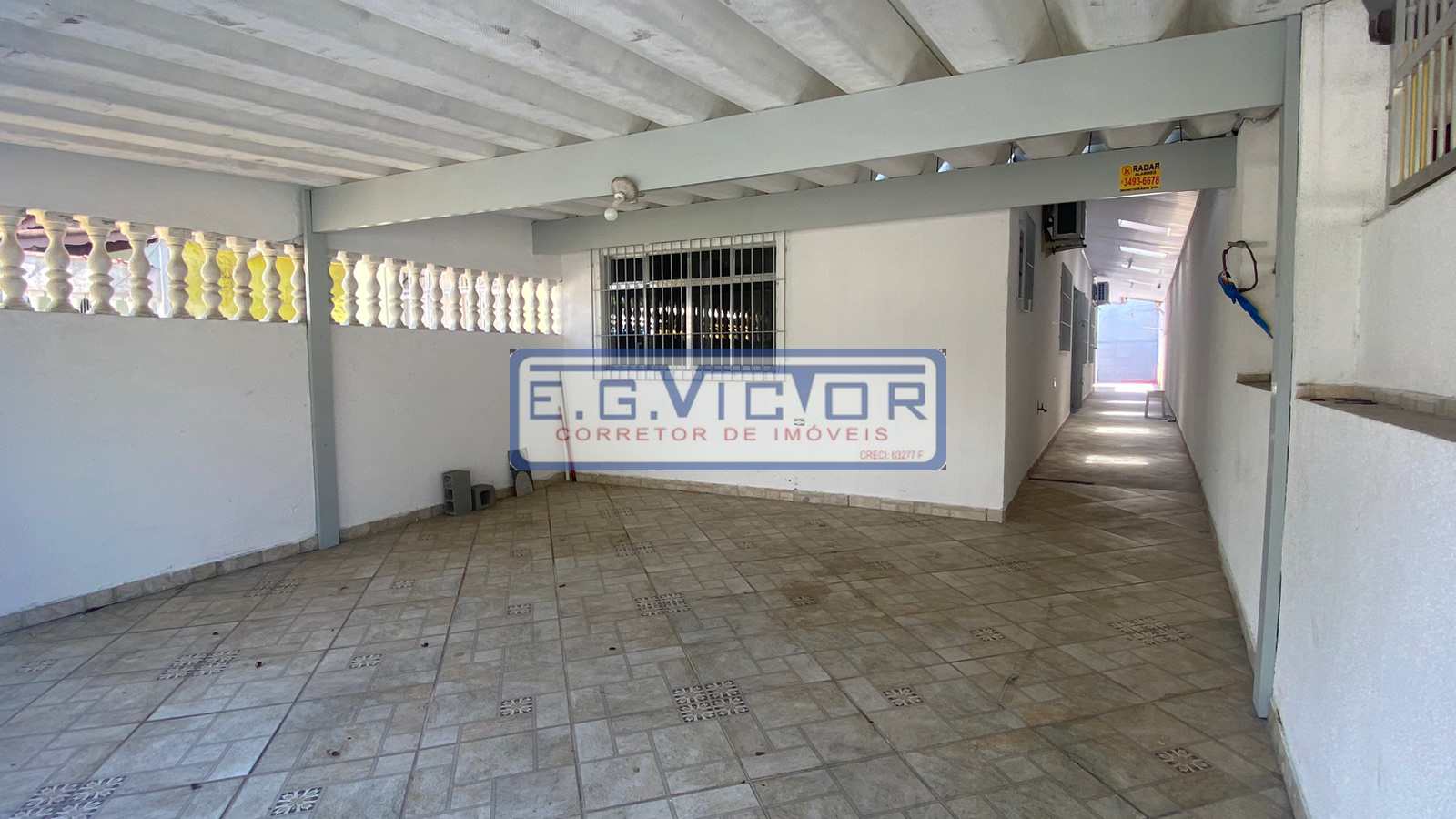 Casa à venda com 3 quartos, 100m² - Foto 2