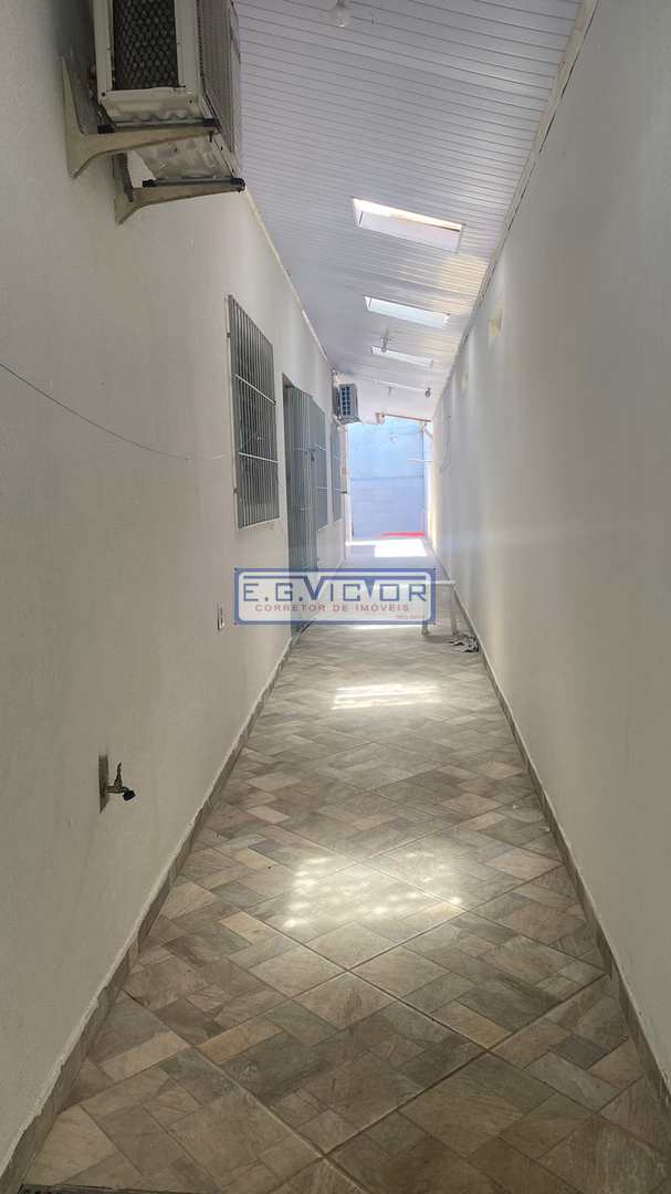 Casa à venda com 3 quartos, 100m² - Foto 11