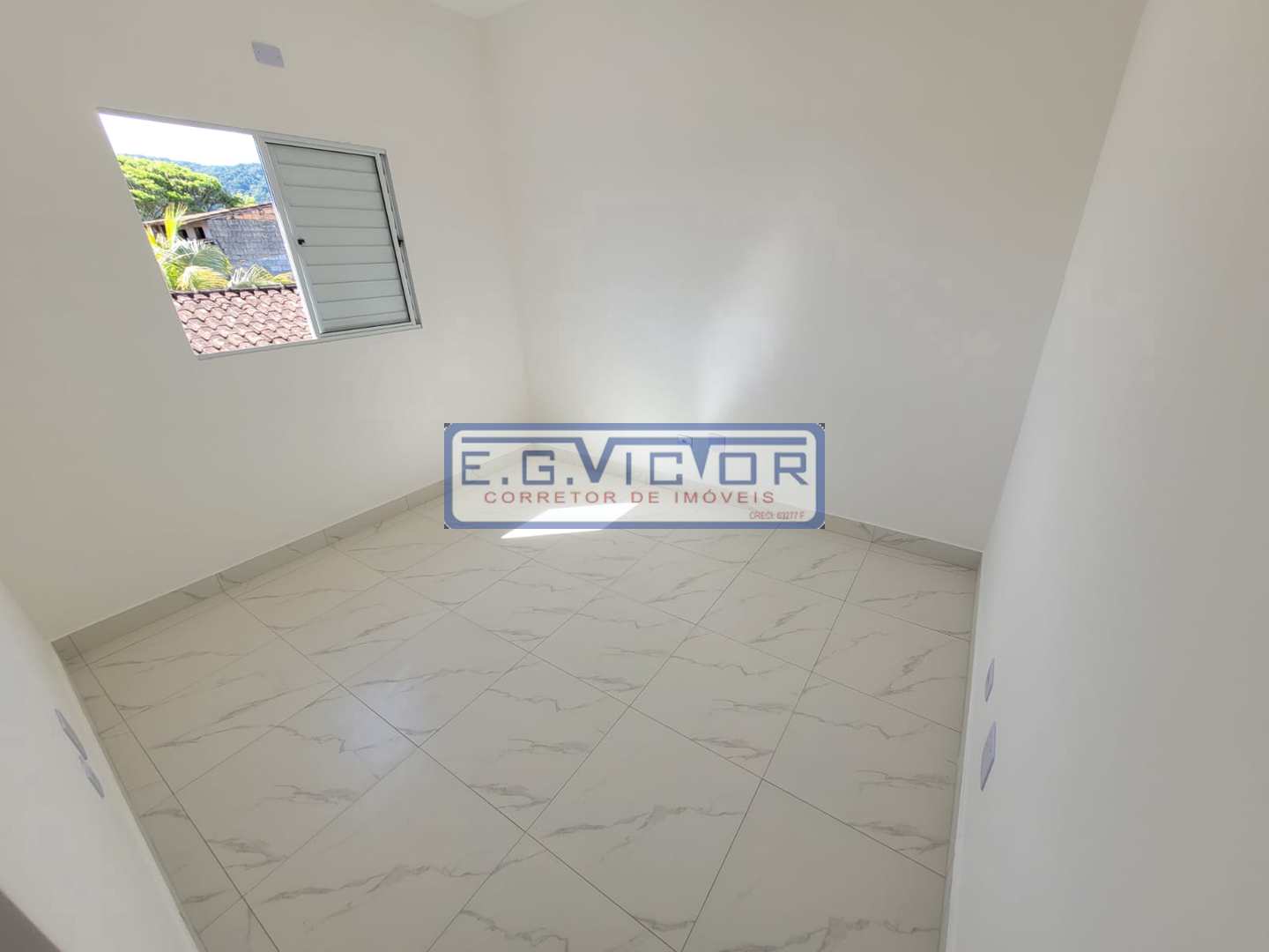 Casa à venda com 2 quartos, 78m² - Foto 11