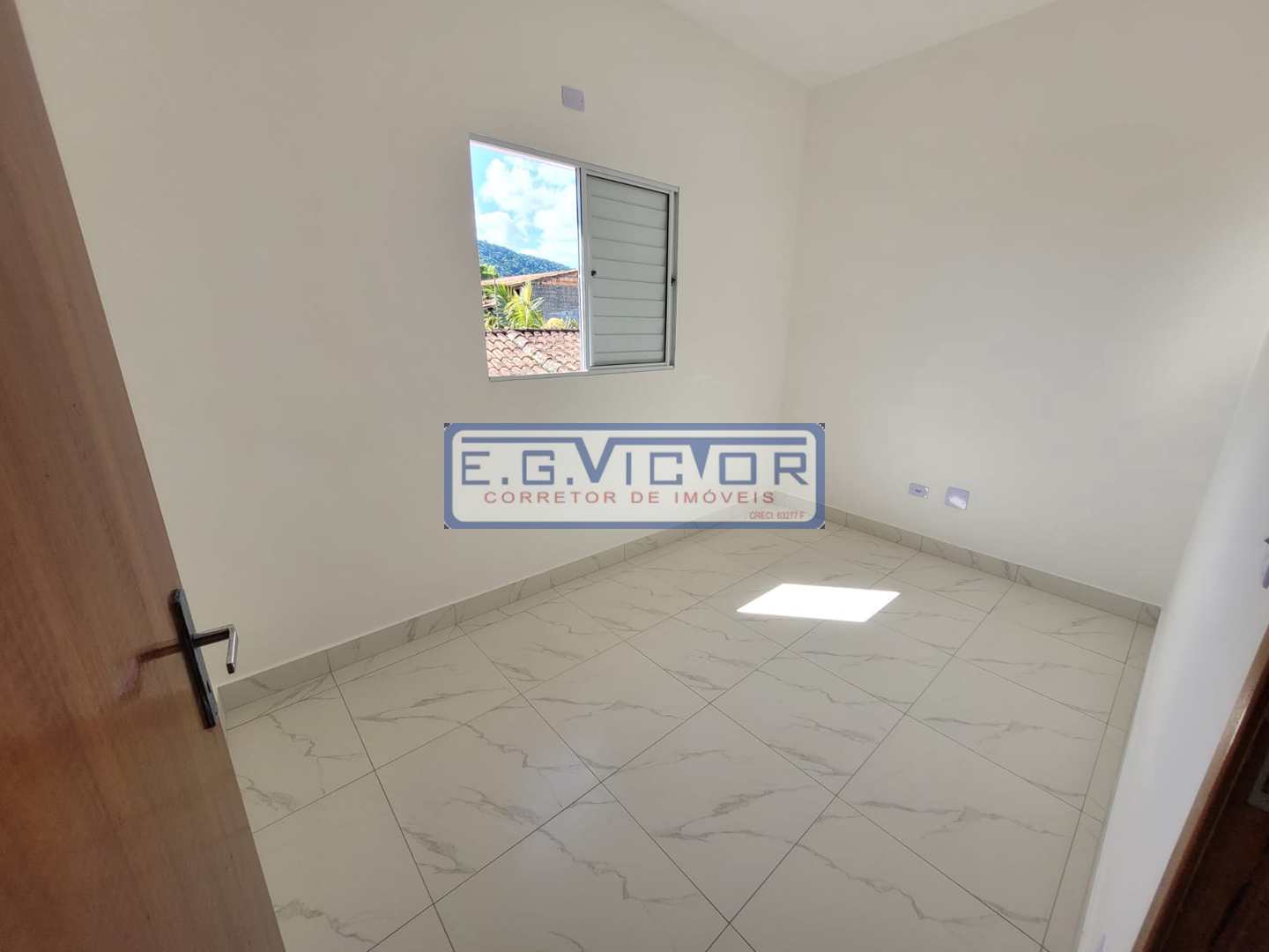 Casa à venda com 2 quartos, 78m² - Foto 18