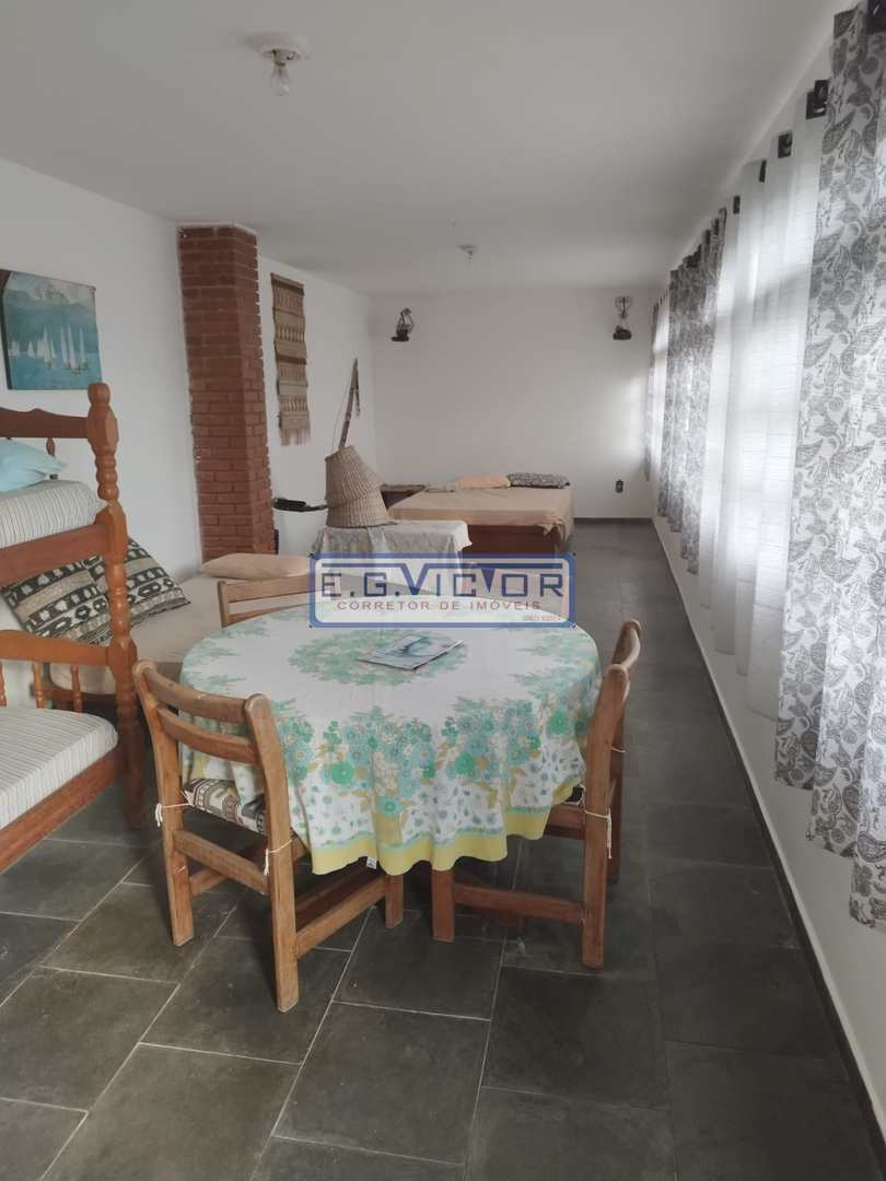 Casa à venda com 3 quartos, 227m² - Foto 18