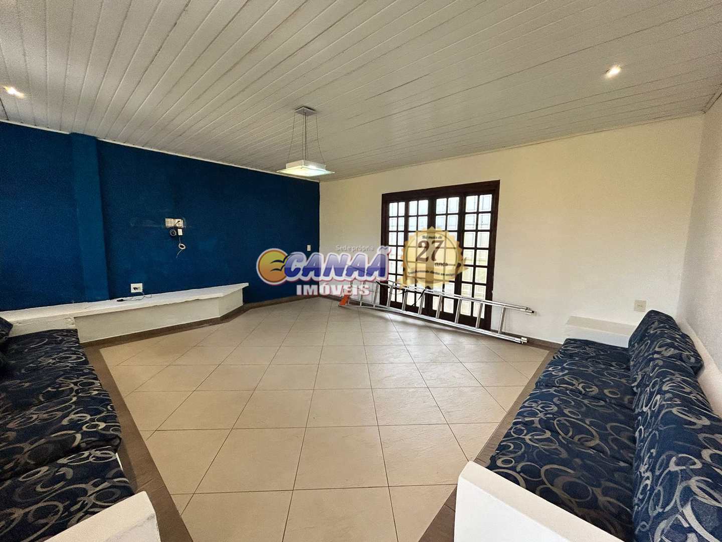 Casa à venda com 3 quartos, 193m² - Foto 3