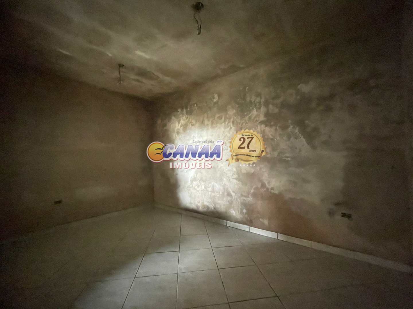 Casa à venda com 2 quartos, 70m² - Foto 12