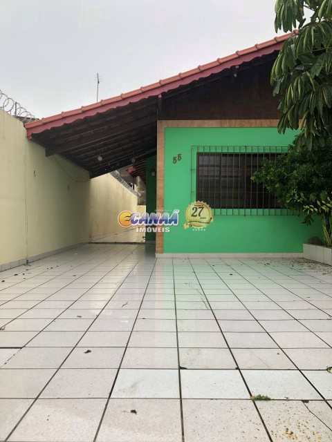 Casa com 2 dormitórios lado praia Mongaguá R$ 190 mil Cod: 7939