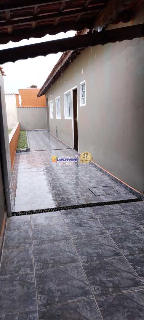 Casa à venda com 2 quartos, 79m² - Foto 15