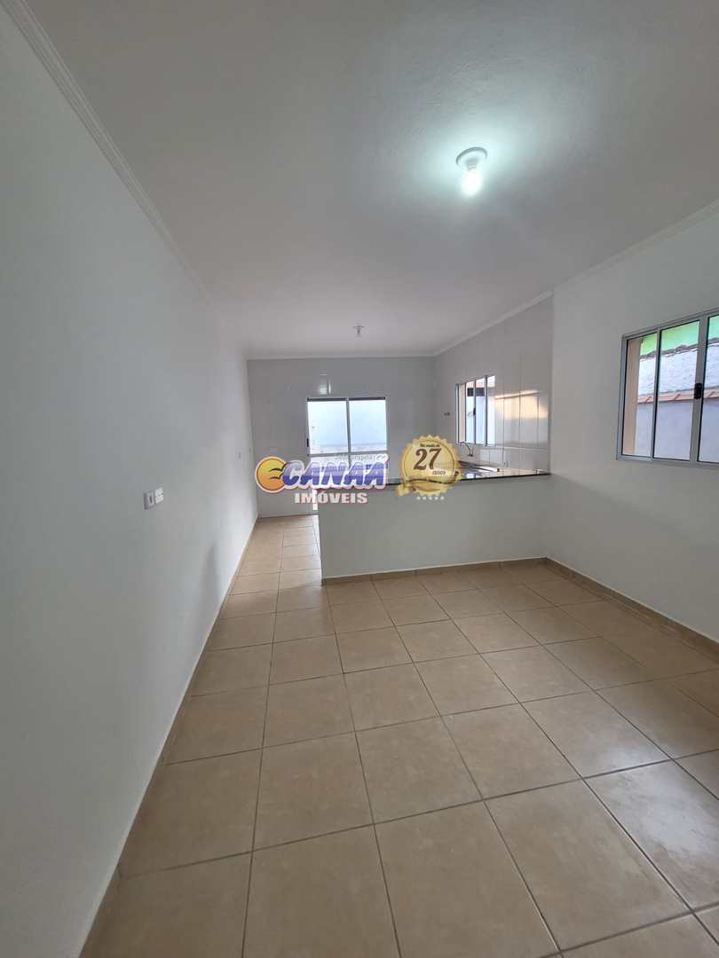 Casa à venda com 2 quartos, 70m² - Foto 6