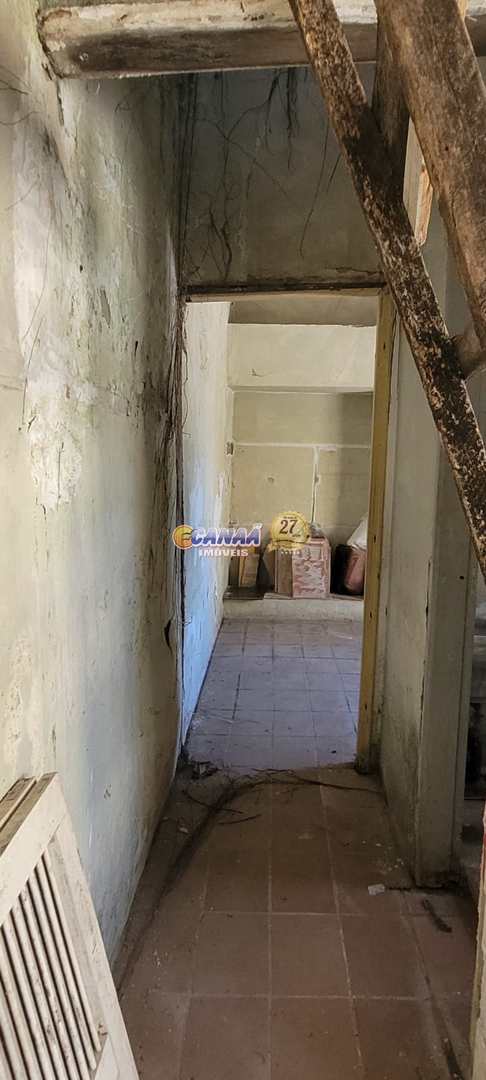 Casa à venda com 1 quarto, 133m² - Foto 20