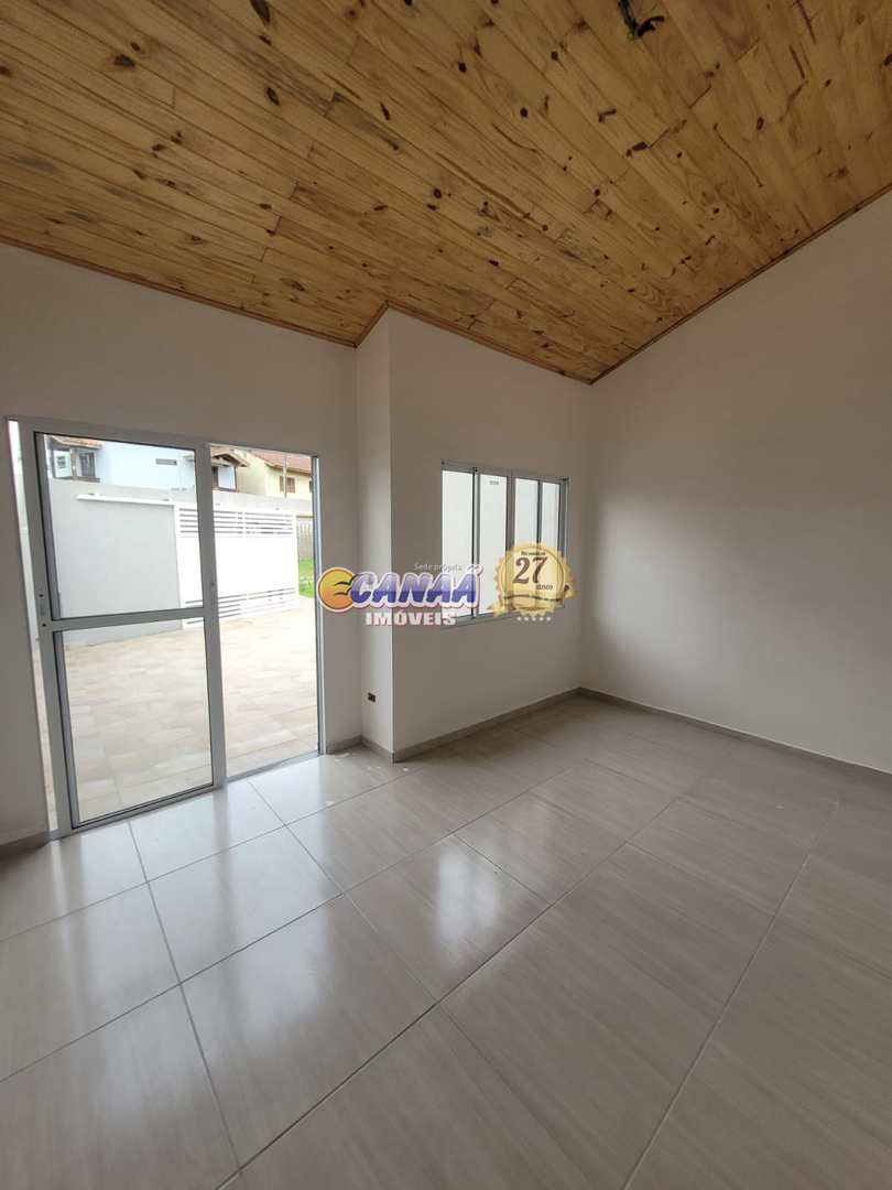 Casa à venda com 3 quartos, 78m² - Foto 14