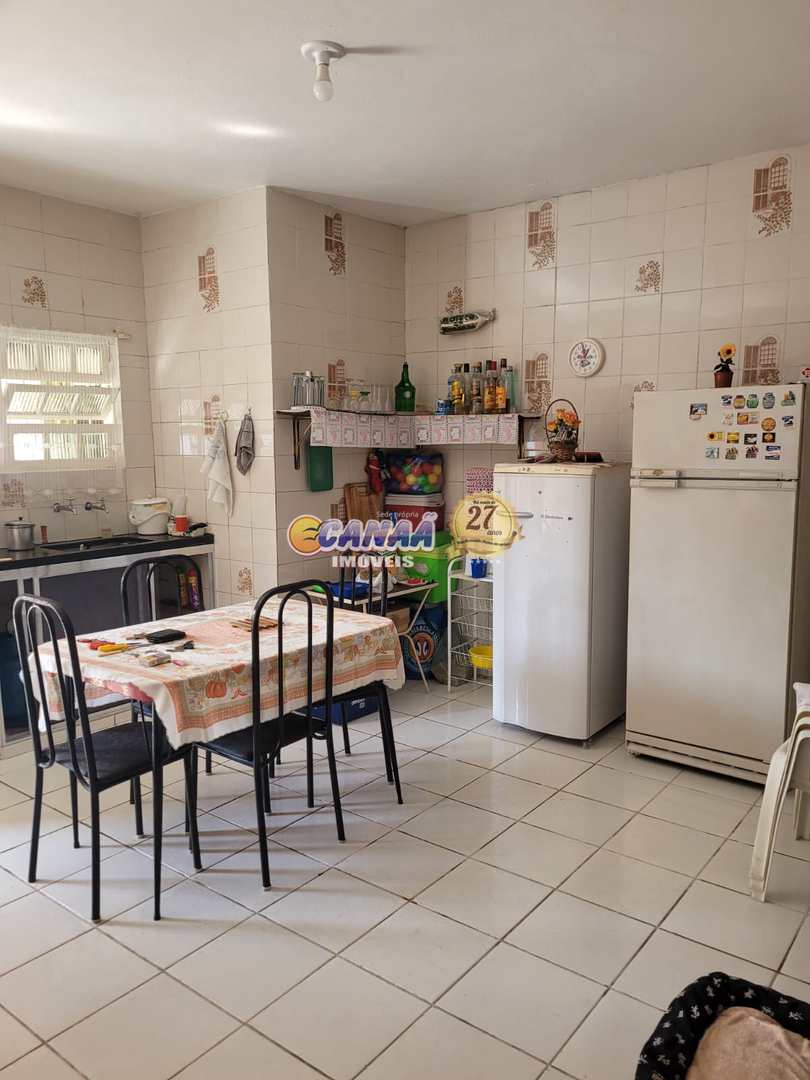 Casa à venda com 2 quartos, 105m² - Foto 18