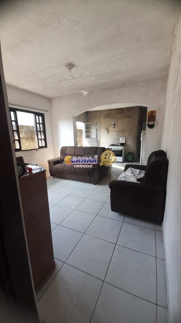 Casa à venda com 2 quartos, 90m² - Foto 9