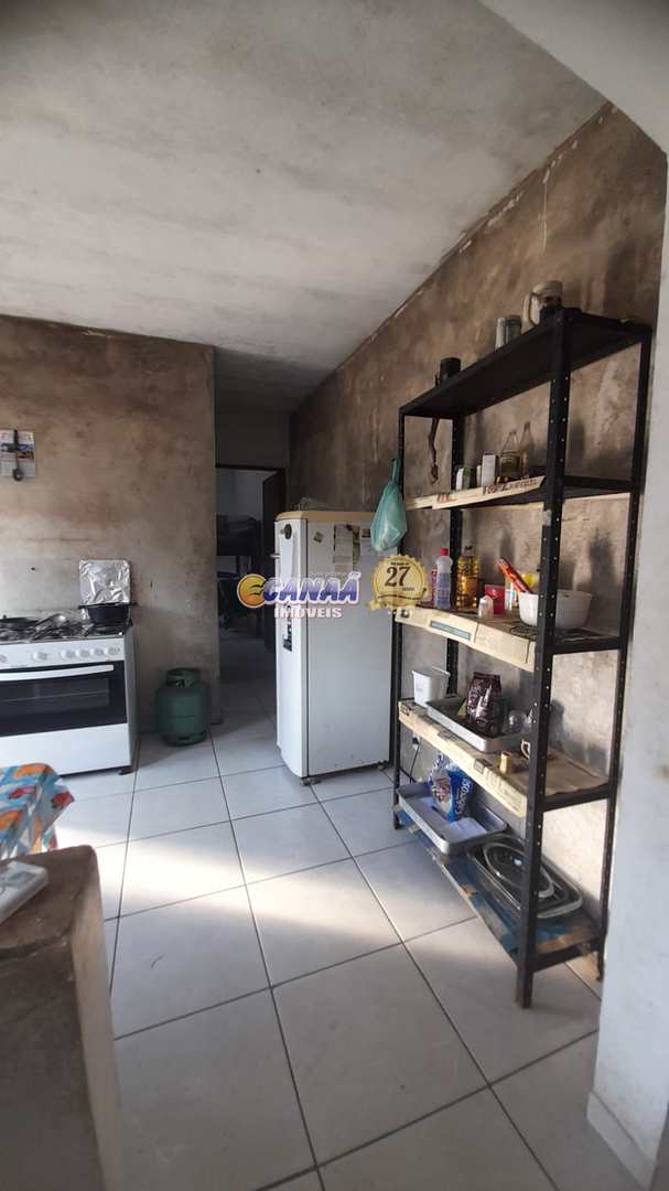 Casa à venda com 2 quartos, 90m² - Foto 14