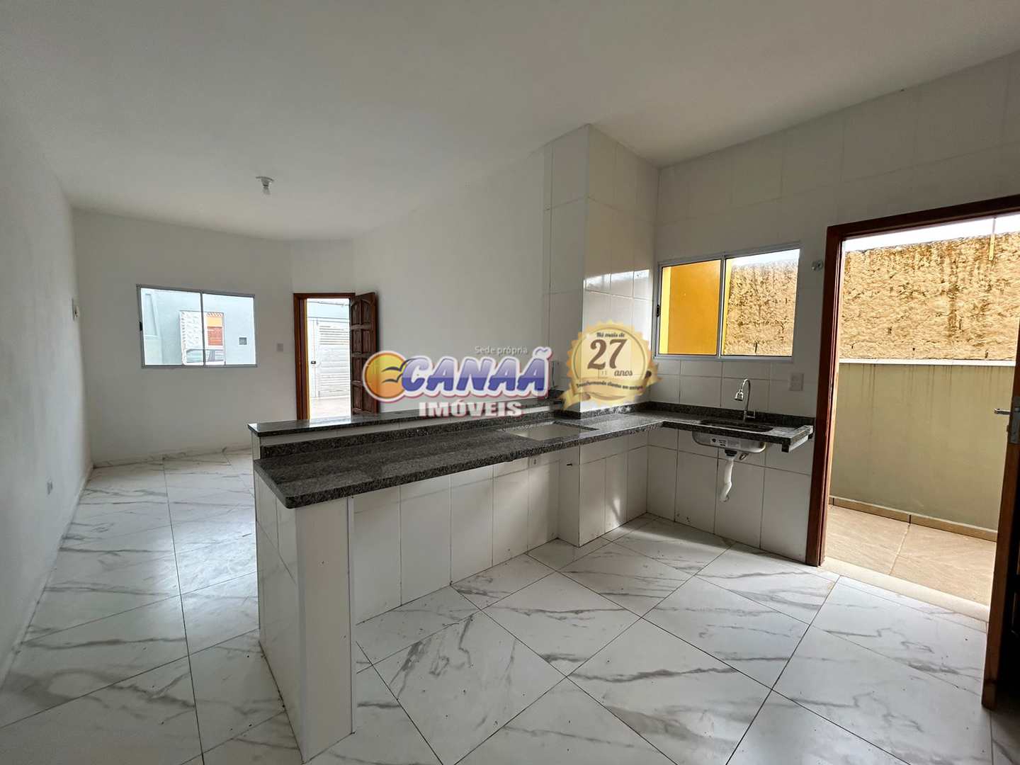 Casa à venda com 2 quartos, 90m² - Foto 15