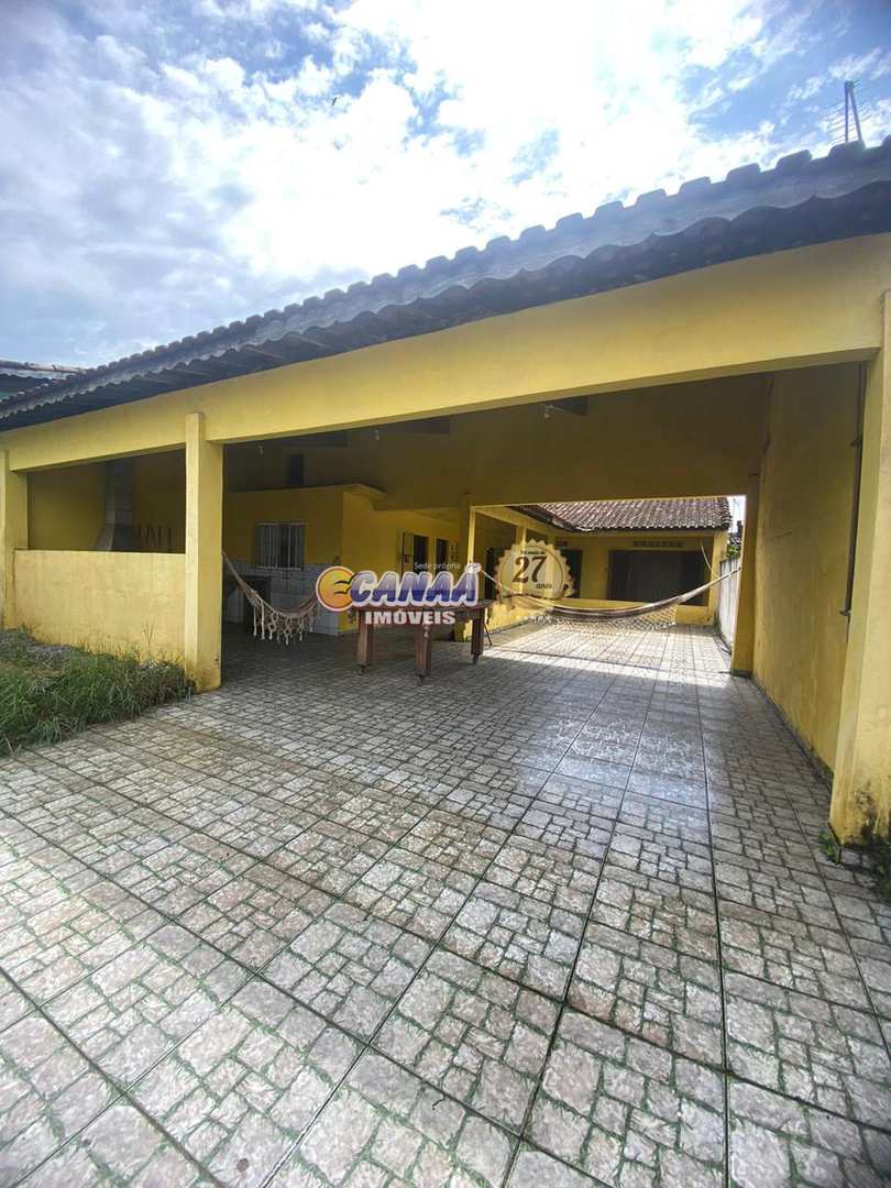 Casa à venda com 2 quartos, 68m² - Foto 4