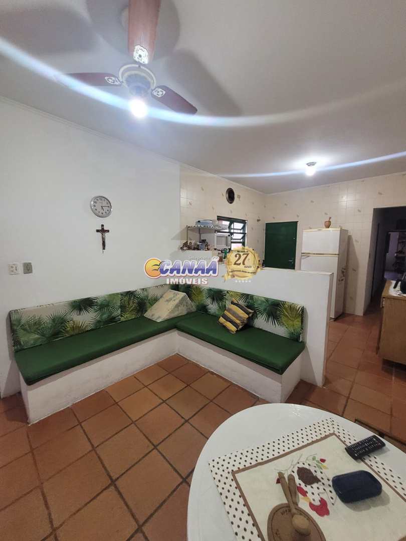 Casa à venda com 2 quartos, 63m² - Foto 6