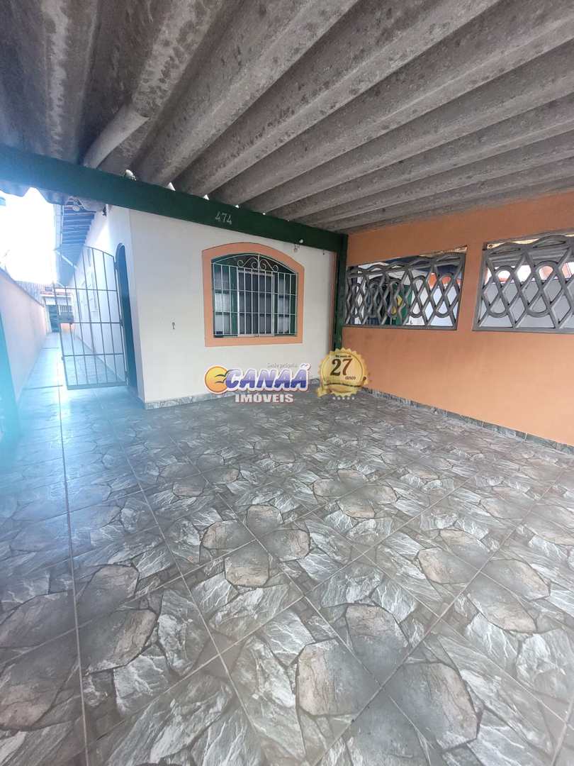 Casa à venda com 2 quartos, 63m² - Foto 1