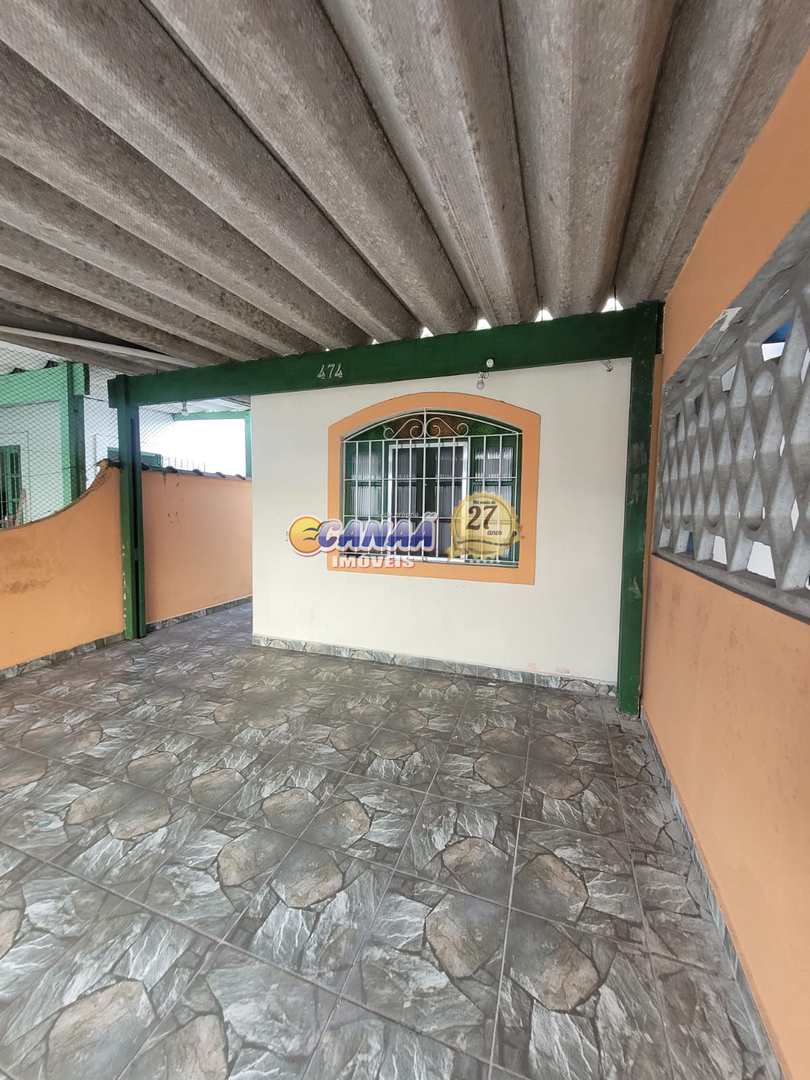 Casa à venda com 2 quartos, 63m² - Foto 2