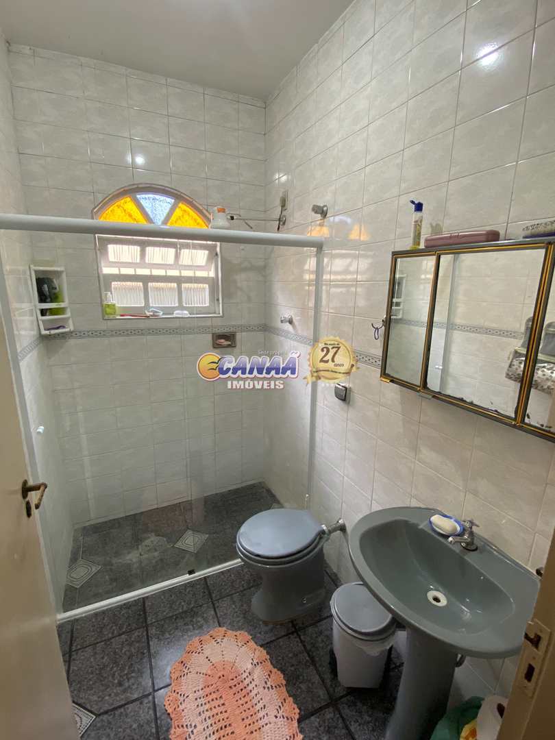 Casa à venda com 2 quartos, 60m² - Foto 17