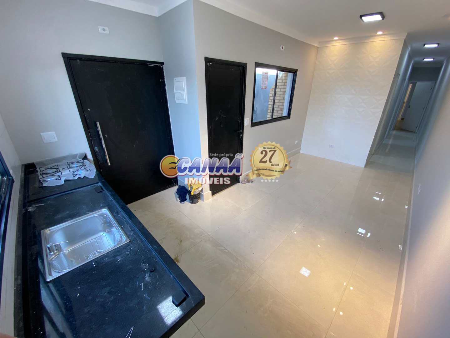 Casa à venda com 3 quartos, 75m² - Foto 6