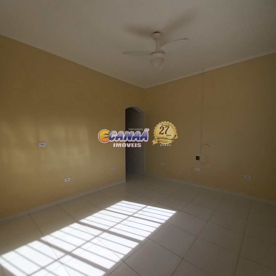 Casa à venda com 2 quartos, 70m² - Foto 15