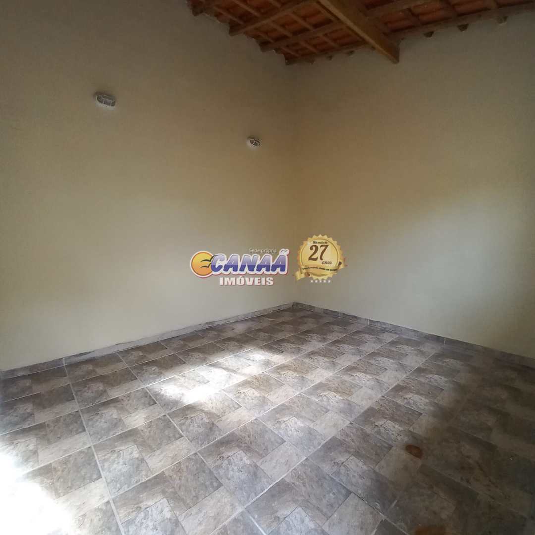 Casa à venda com 2 quartos, 70m² - Foto 14