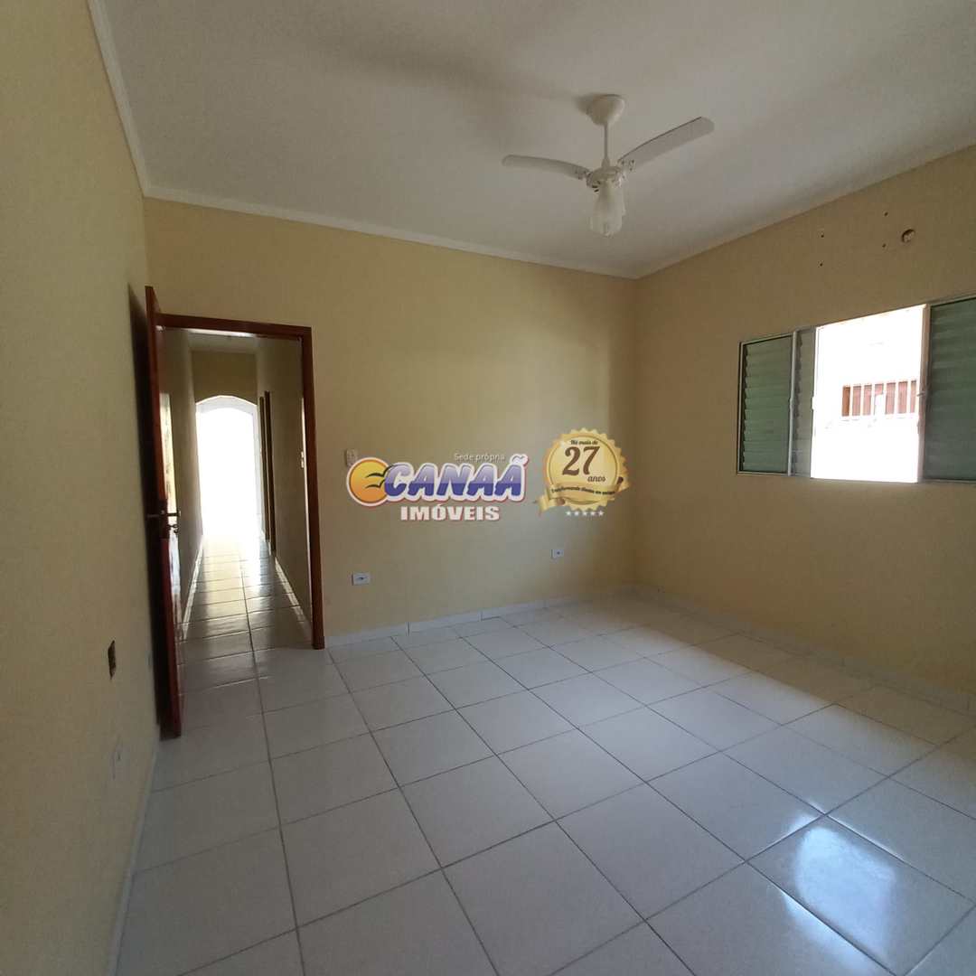 Casa à venda com 2 quartos, 70m² - Foto 11