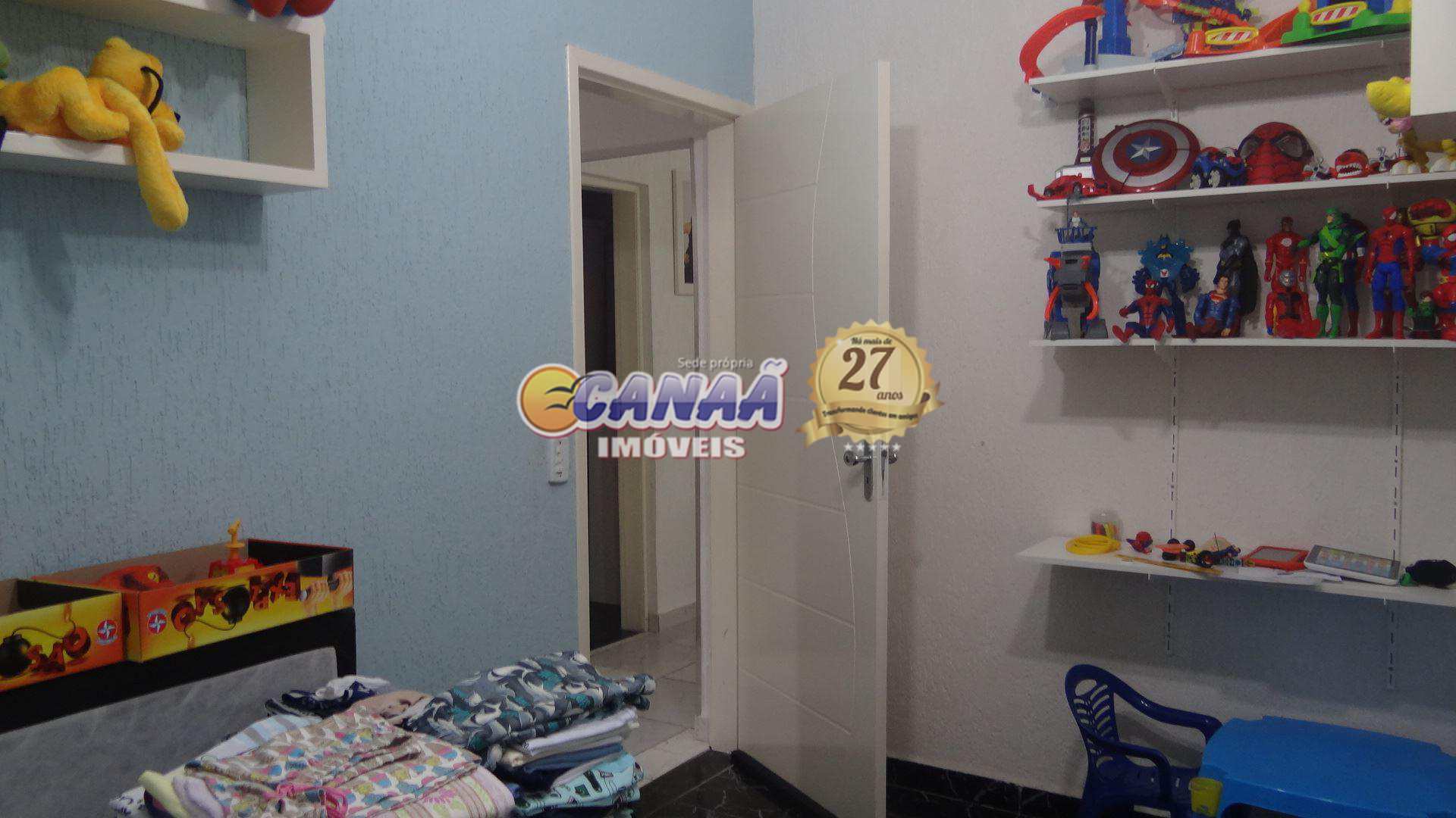 Casa à venda com 3 quartos, 70m² - Foto 16