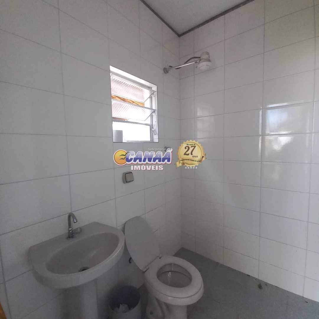 Chácara à venda com 3 quartos, 300m² - Foto 2