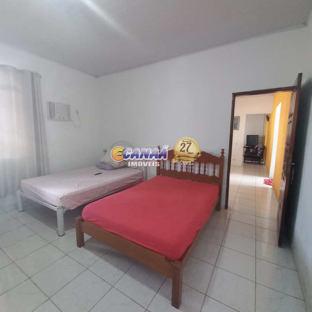 Chácara à venda com 3 quartos, 300m² - Foto 32