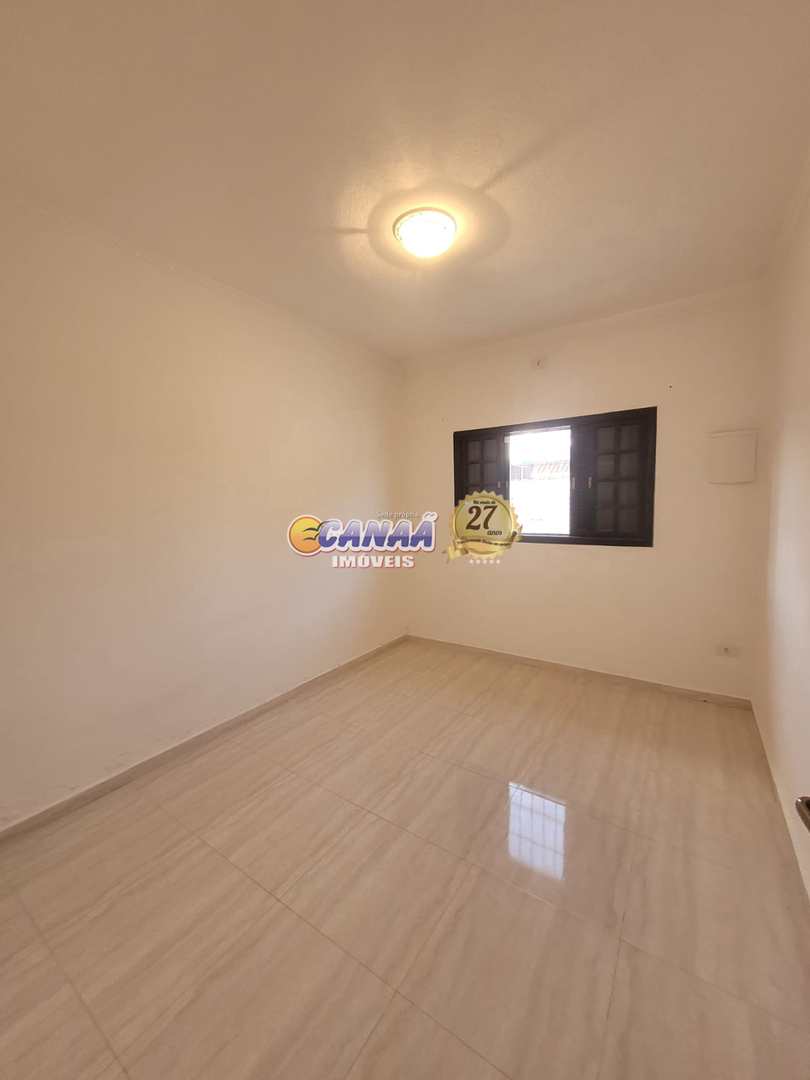 Casa à venda com 2 quartos, 84m² - Foto 9