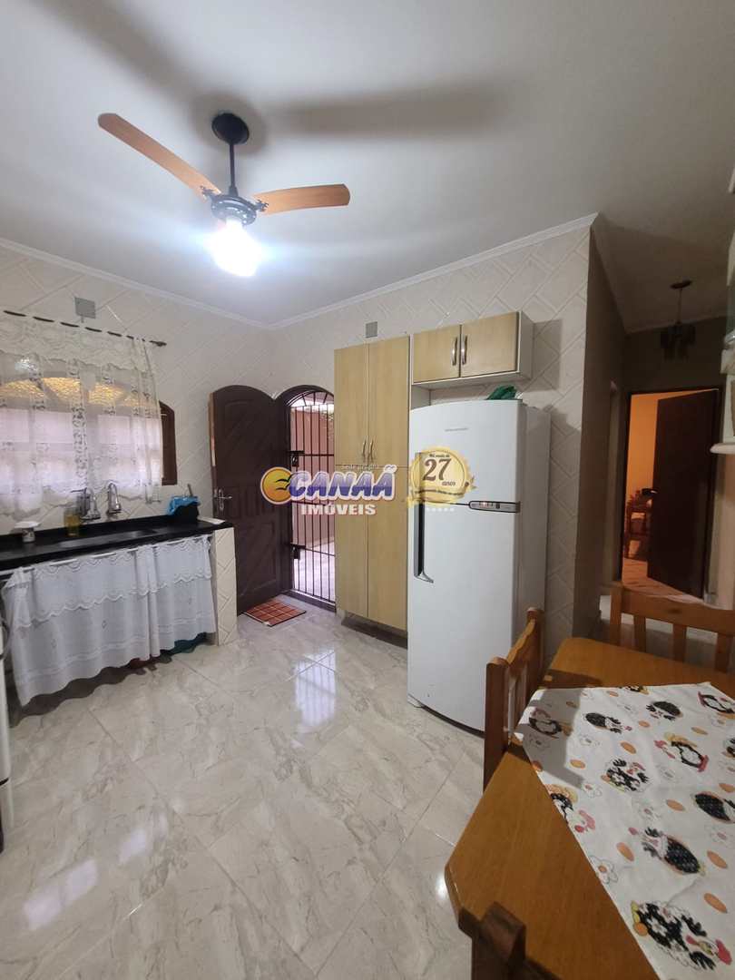 Sobrado à venda com 2 quartos, 131m² - Foto 11